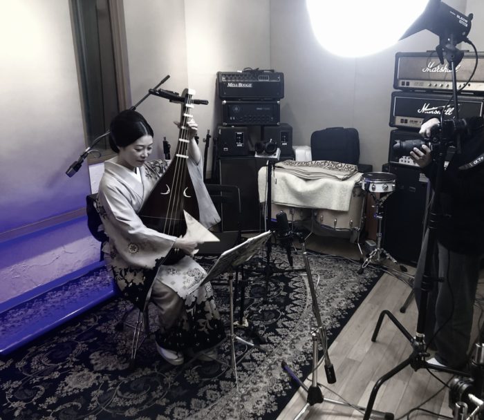 YukiChiyama_WEB
Satsuma-biwa recording session with SENZO_Beats