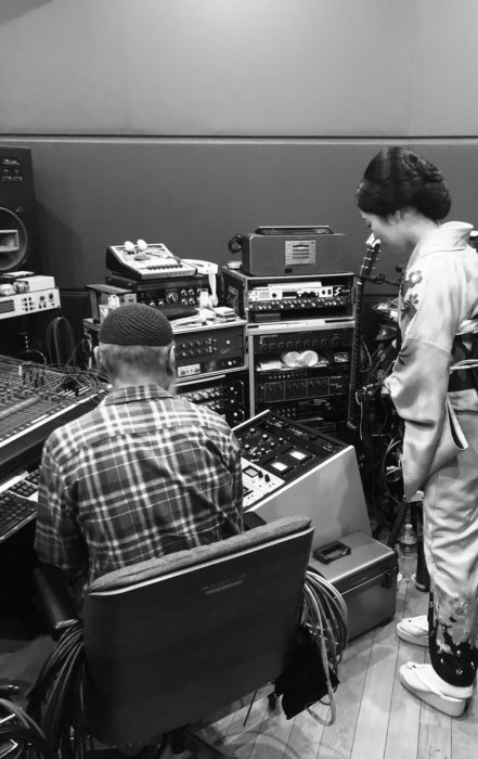 YukiChiyama_WEB
Satsuma-biwa recording session with SENZO_Beats